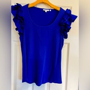 Chico’s Tee with cute ruffle sleeves💙💙